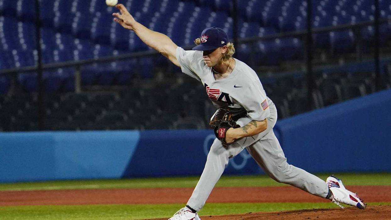 Tyler Glasnow pitches for USA in the Olympics