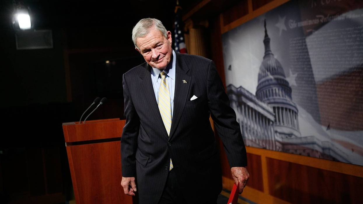 U.S. Sen. Christopher Bond (R-MO) leaves after he spoke to the media during a news conference on Capitol Hill May 14, 2009 in Washington, DC.