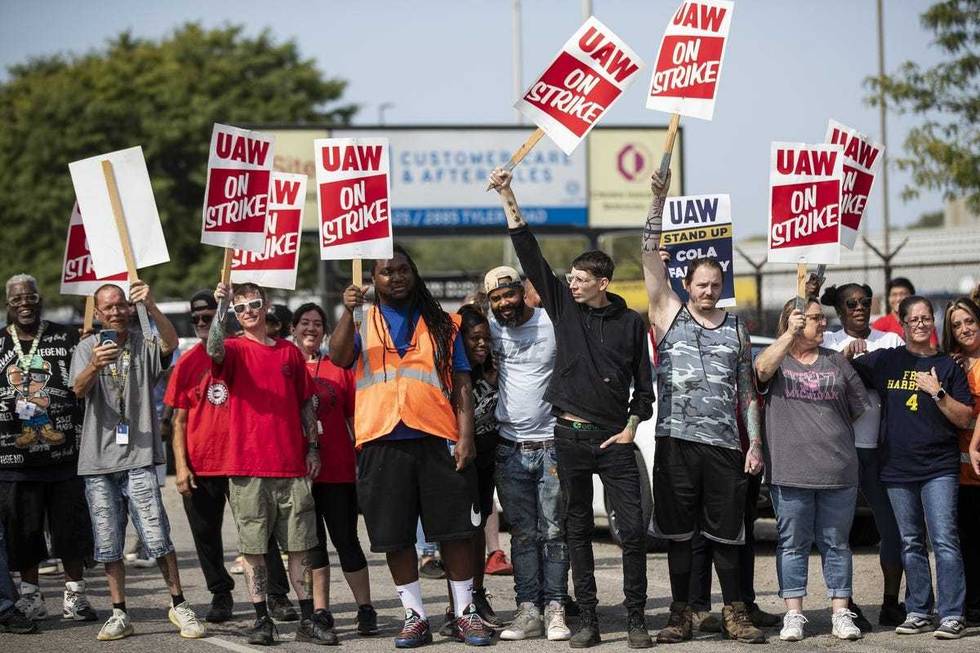 UAW strike against the Big 3 expands
