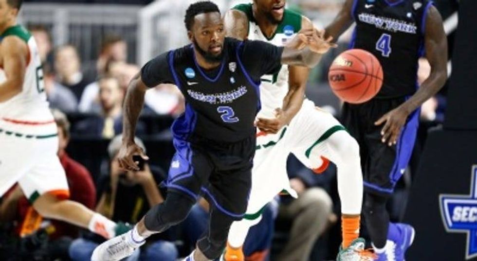 UB Bulls Fall to Miami in March Madness 20