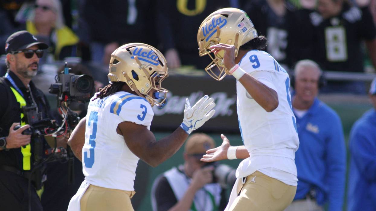 UCLA Oregon Football 722