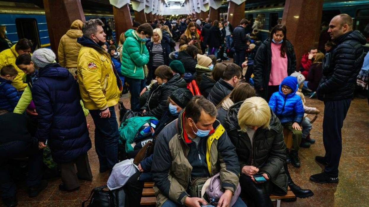 Ukrainians seek shelter from Russia invasion in subway