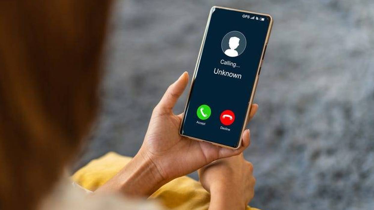 unknown caller on the phone