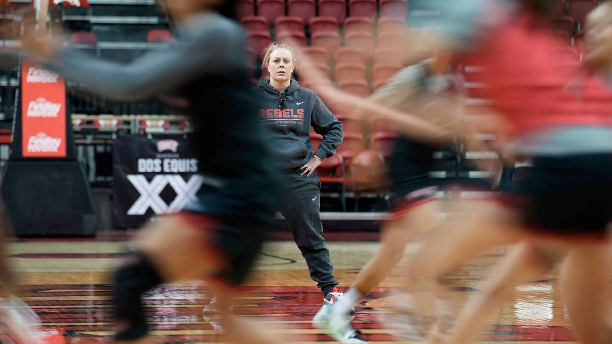 UNLV Lindy La Rocque Basketball