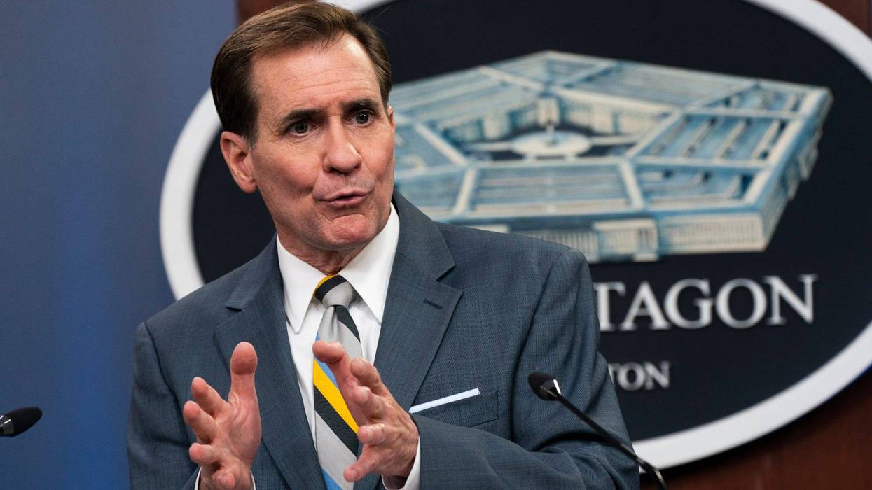 US ship fires warning shots in encounter with Iranian boats