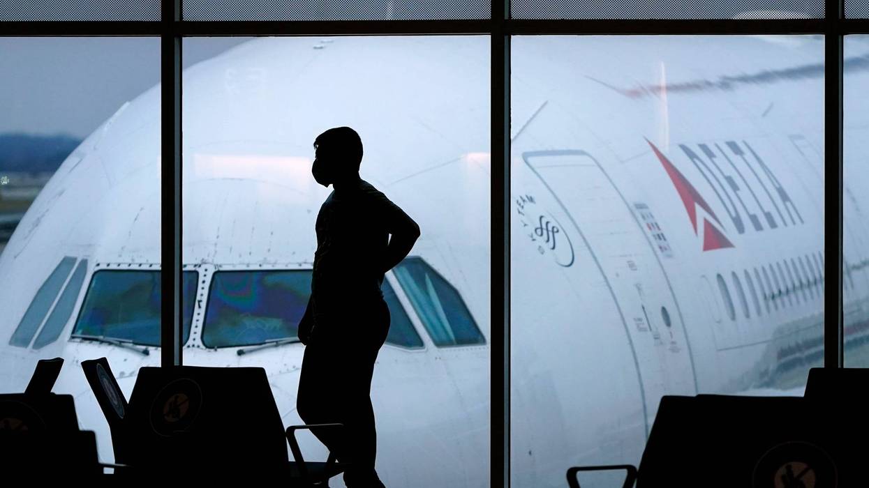 US to require more rest between shifts for flight attendants