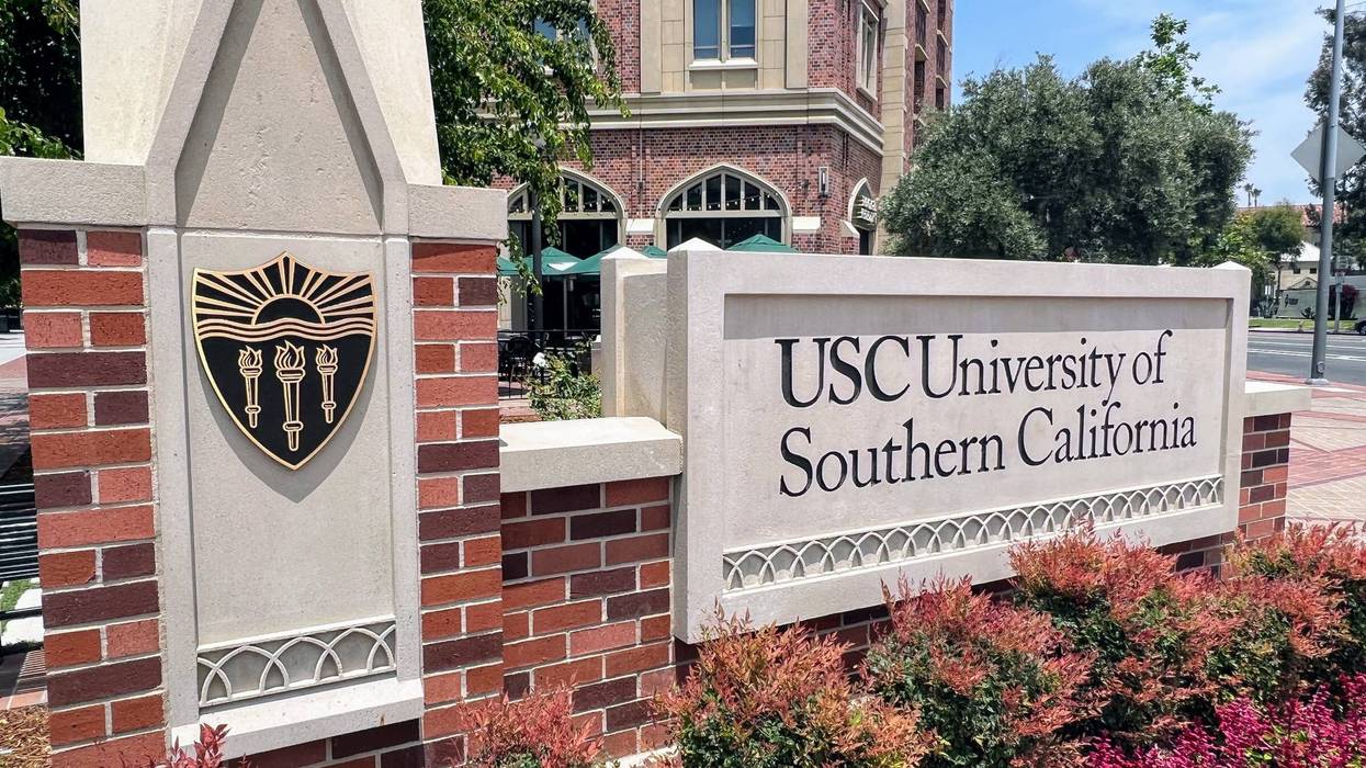 usc sign