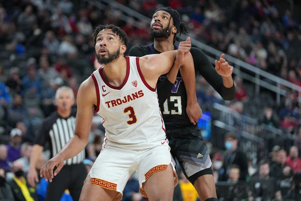 USC Trojans forward Isaiah Mobley (3)