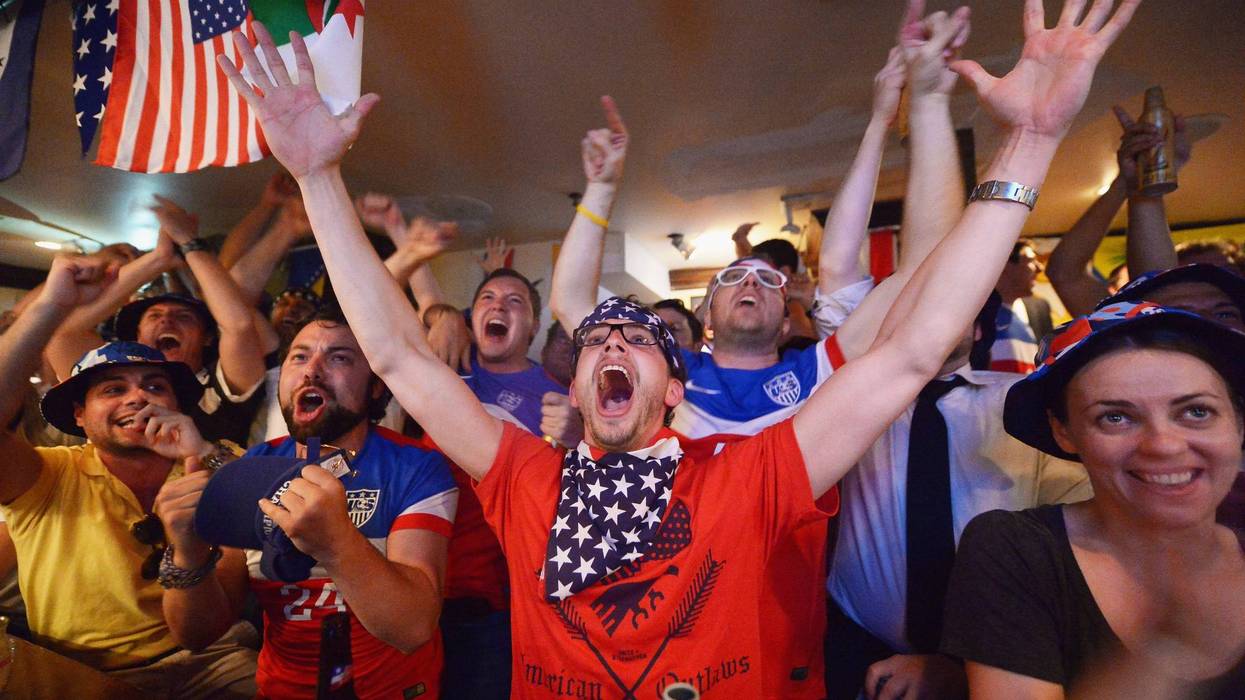USMNT soccer fans at a bar