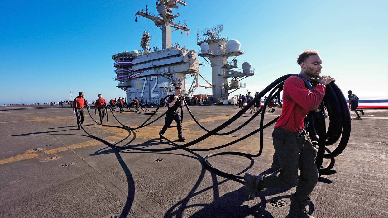 USS Lincoln Returns Home