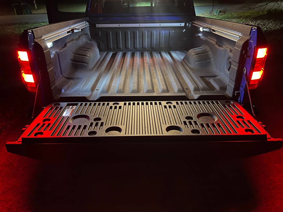 V103