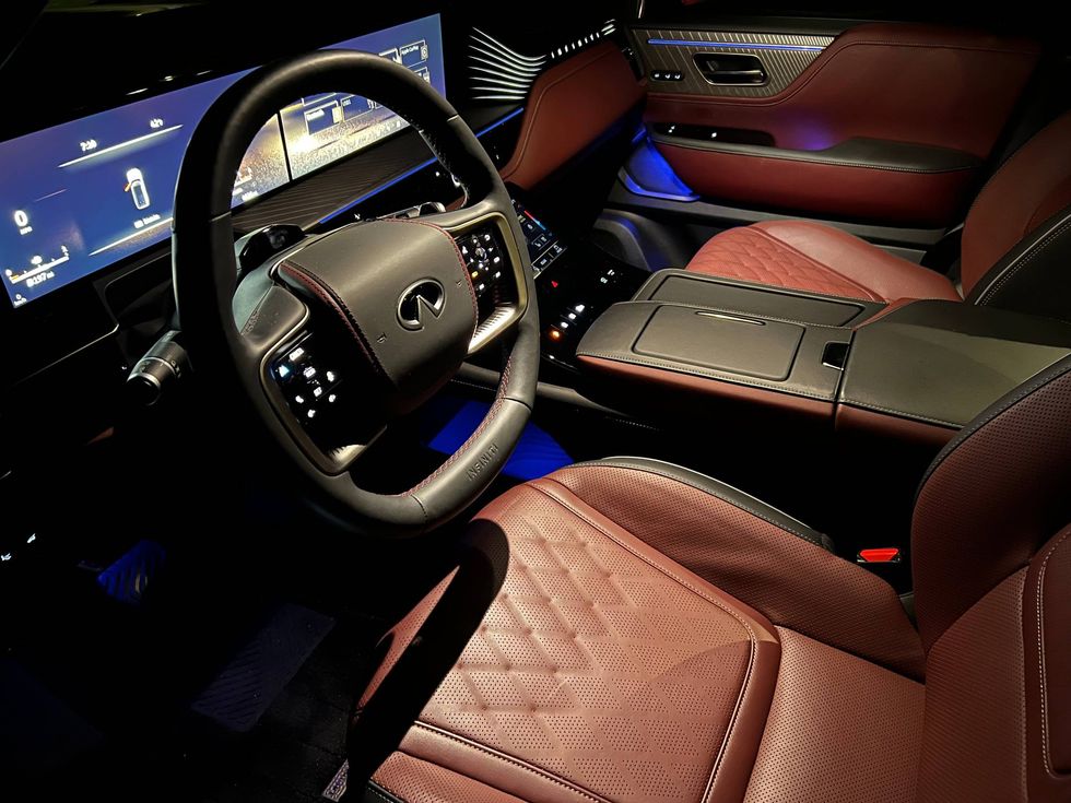 V103