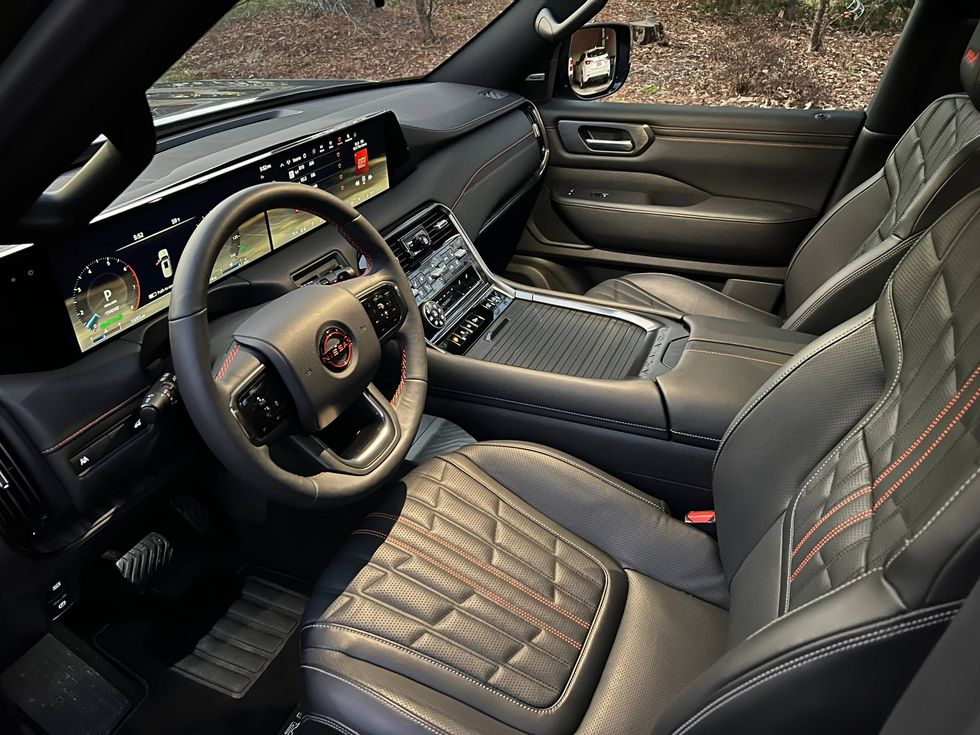 V103