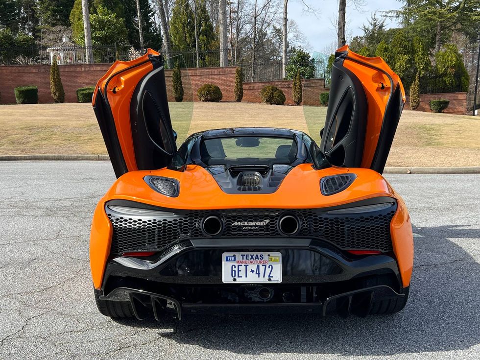 V103