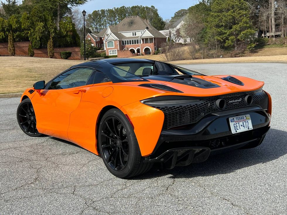 V103