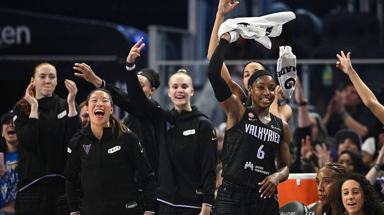 Valkyries vs Connecticut