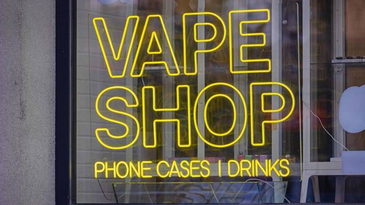 Vape shop sign