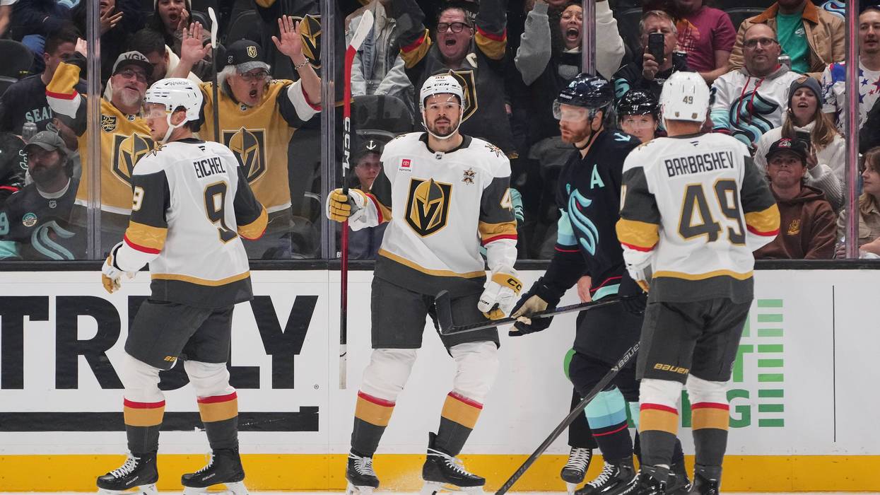 Golden Knights beat Kraken 6-2 behind 2 goals each from Olofsson and Hertl