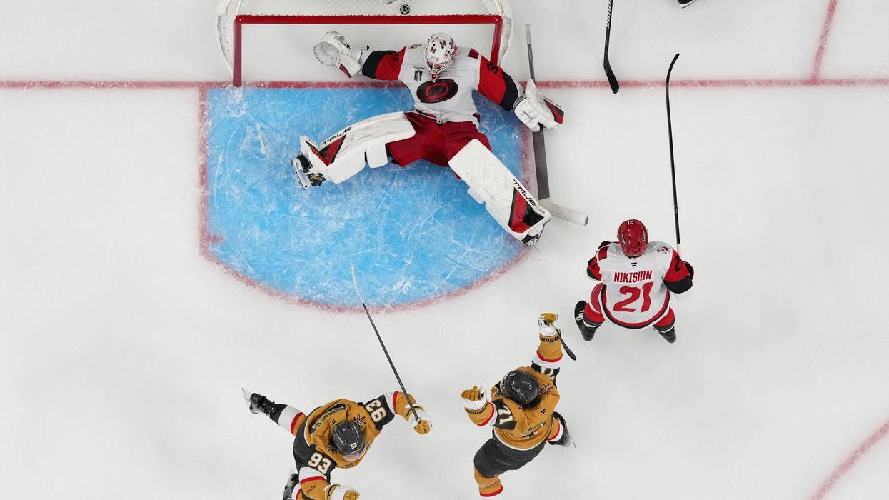 Golden Knights beat Hurricanes 5-4 in 2OT in Game 3 after blowing 4-goal lead