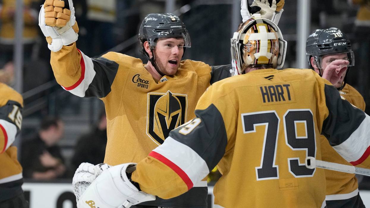 Golden Knights rally past Mammoth 4-2 in Game 1 as Nic Dowd nets the winner