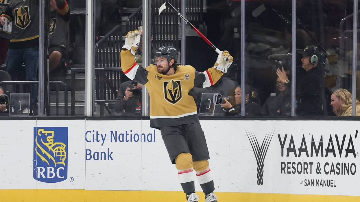 Golden Knights rout Penguins 6-2 as Mark Stone nets a goal and 2 assists