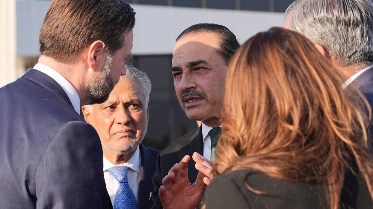 Trump threatens Strait of Hormuz blockade after US-Iran ceasefire talks end without agreement