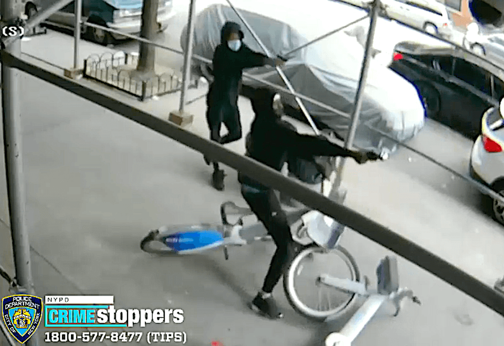 Video shows a pair of gunmen opening fire on a Harlem street earlier this month. Police said they fled on Citi Bikes