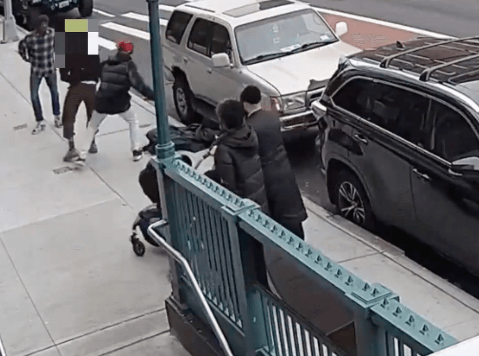 Video shows the man being slashed just feet away from children