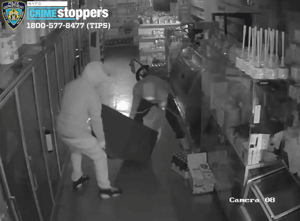 Video shows the thieves stealing an ATM from a deli in East New York on Sept. 13