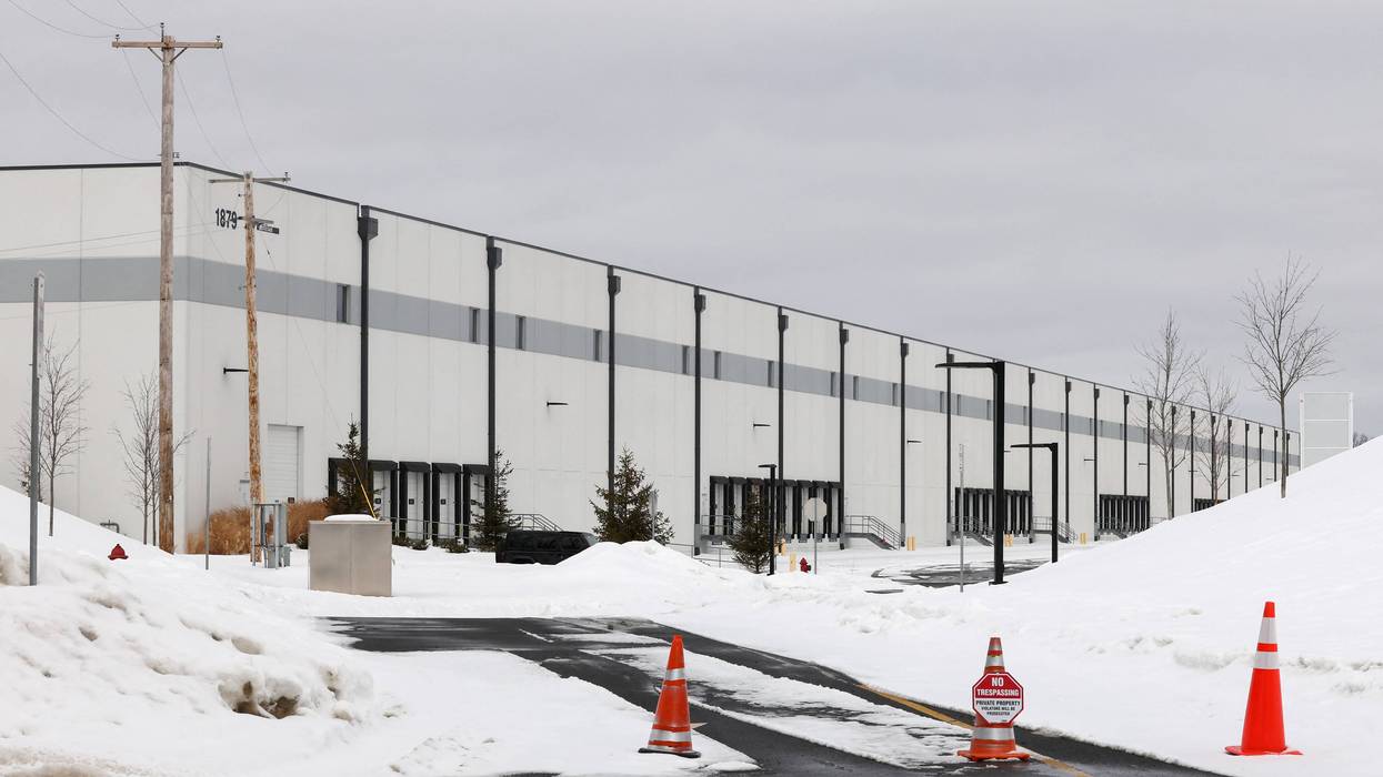 ICE renews bid to transform NJ warehouse into detention facility