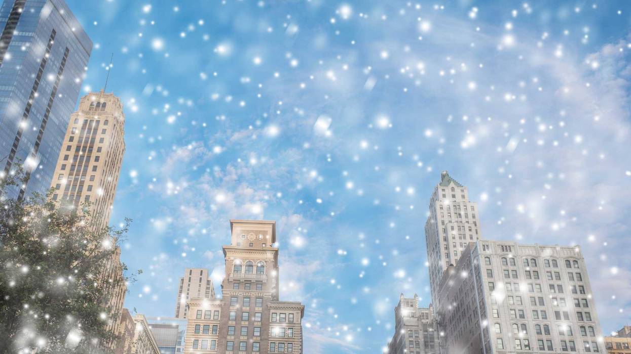 View on the Chicago downtown and skyscrapers in the winter snowfall
