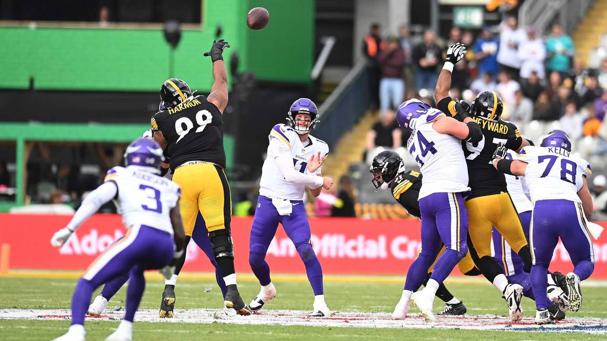 Vikings fall to Pittsburgh in Ireland