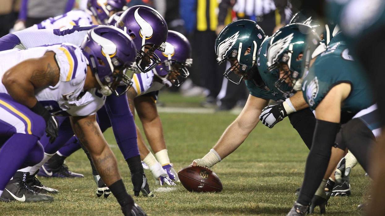 Vikings take on Eagles