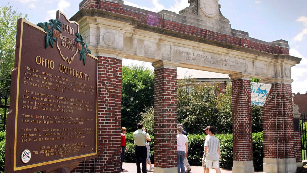 Virus Outbreak Colleges