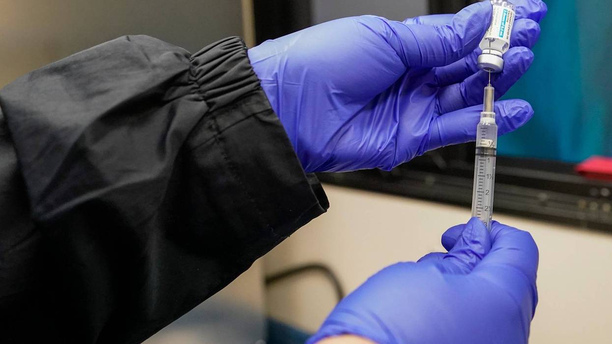 Virus Outbreak Prisoner Vaccines