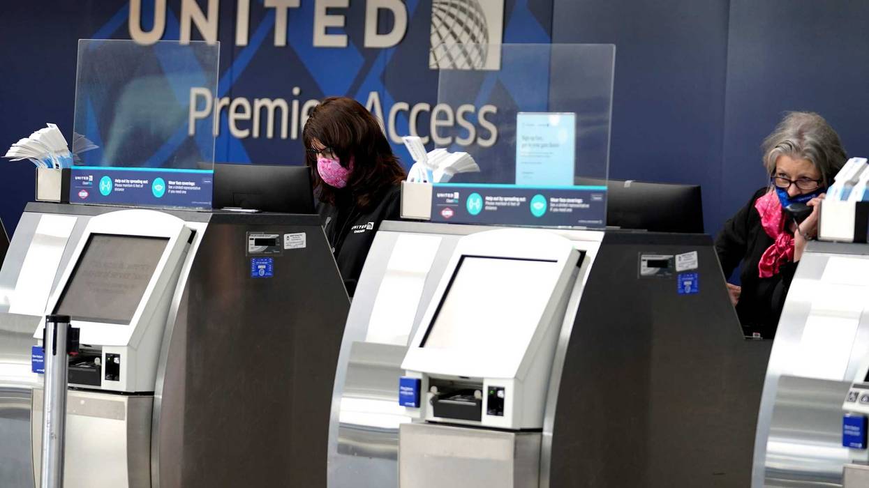 Virus Outbreak United Airlines