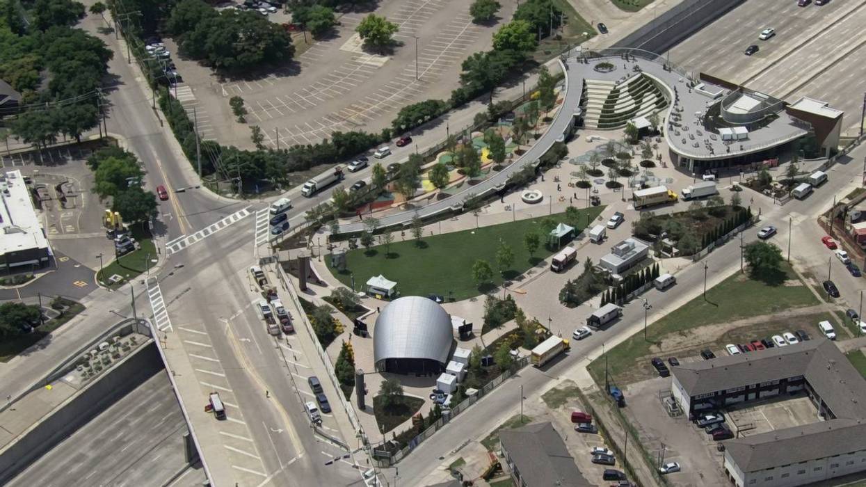 Visitors are raising concerns about parking and pedestrian access at Halperin Park, Dallas’ newest deck park that opened earlier this month in Oak Cliff near the Dallas Zoo.