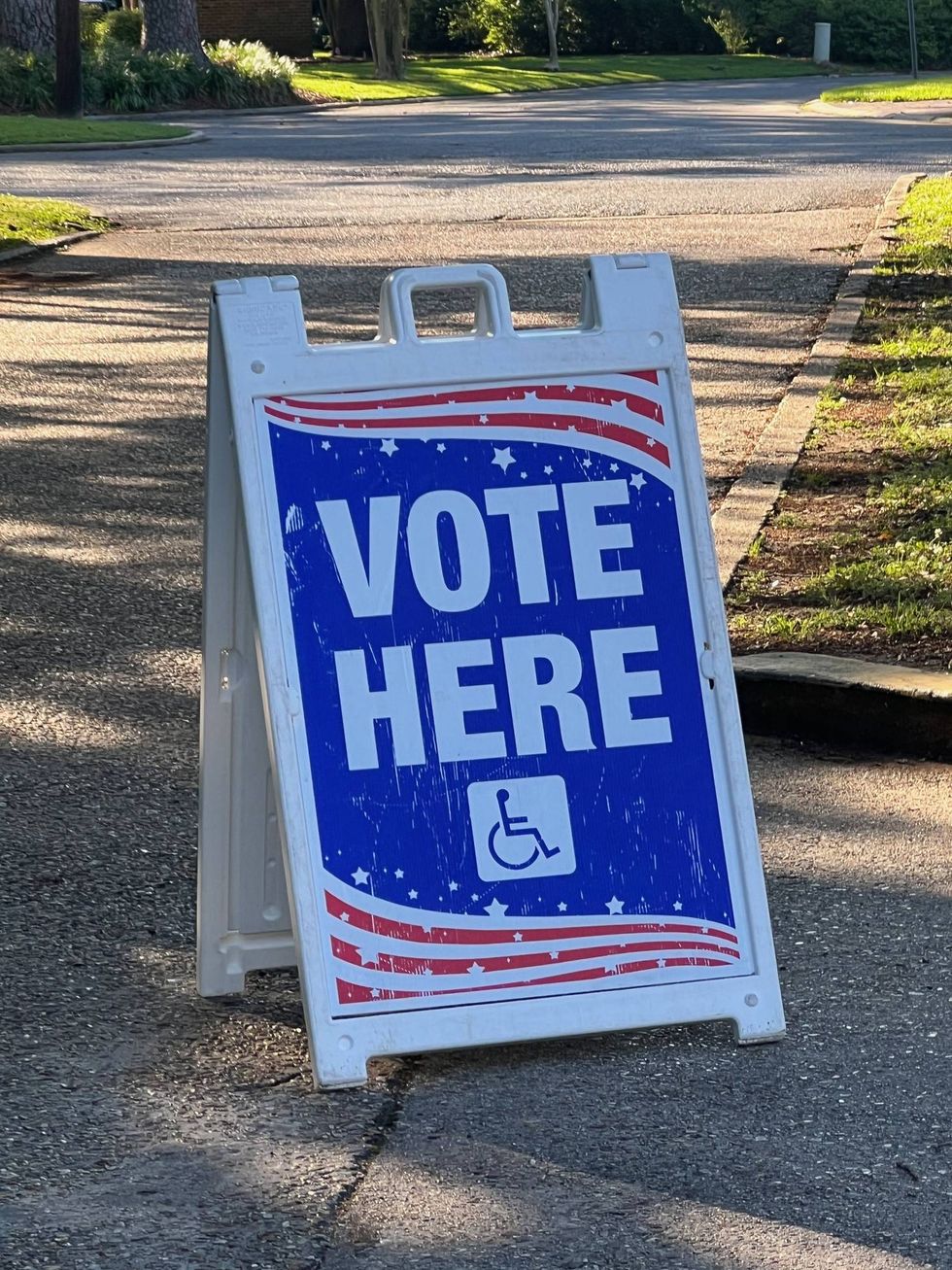 Strong early voter turnout reflects high level of interest in primary election
