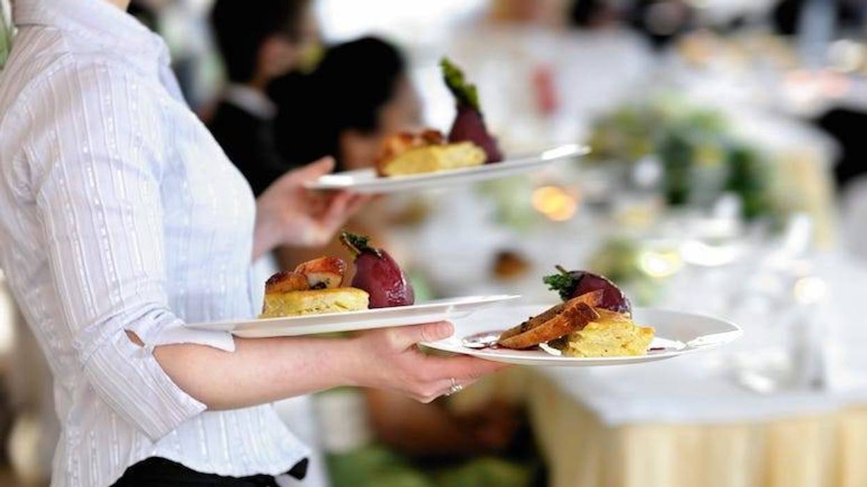 Waitress, Wedding, Meal, Food, Bride, Groom