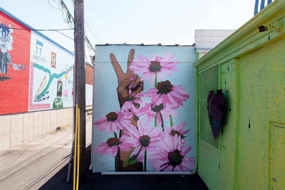 Walls Off Washington