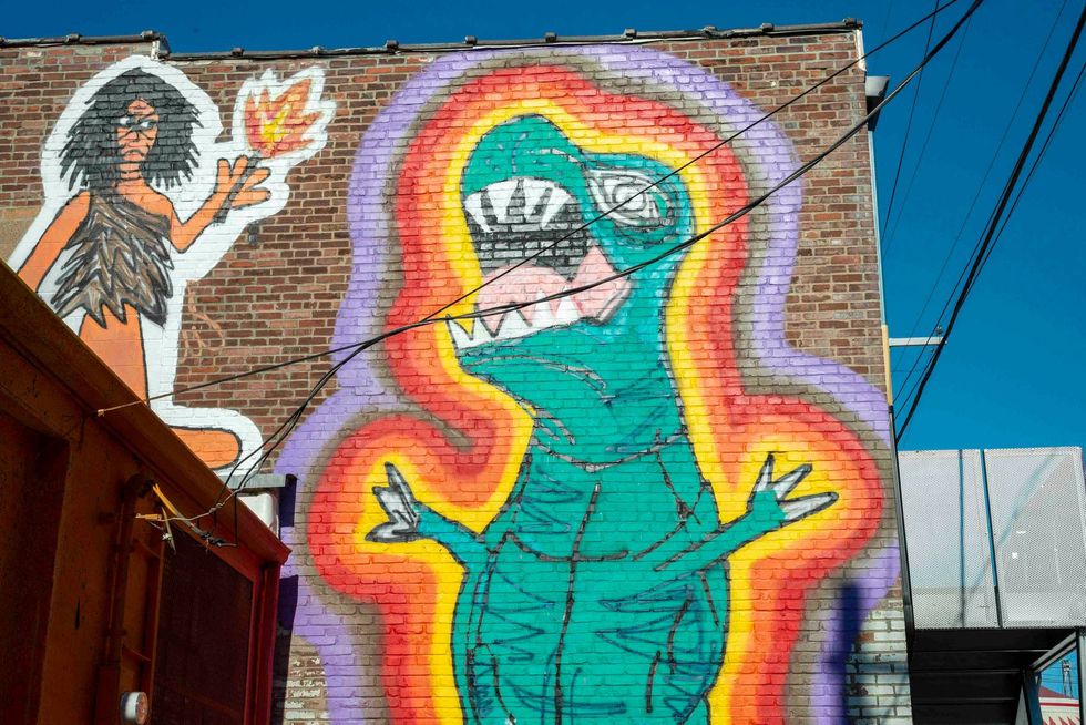 Walls Off Washington