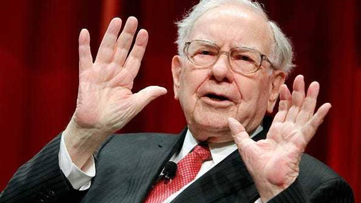 Warren Buffett speaks onstage during Fortune's Most Powerful Women Summit - Day 2 at the Mandarin Oriental Hotel on October 13, 2015 in Washington, DC.