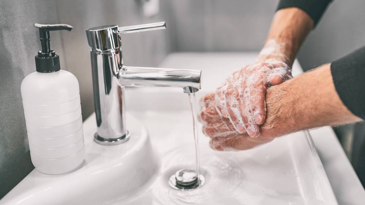 wash hands
