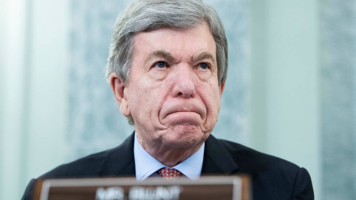 WASHINGTON, DC - JANUARY 26: Sen. Roy Blunt (R-MO) questions Gina Raimondo, nominee for Secretary of Commerce, during her confirmation hearing before the Senate Commerce, Science, and Transportation Committee in the Russell Senate Office Building on January 26, 2021 in Washington, DC. If confirmed, Raimondo will leave her post as Governor of Rhode Island. (Photo by Tom Williams-Pool/Getty Images)