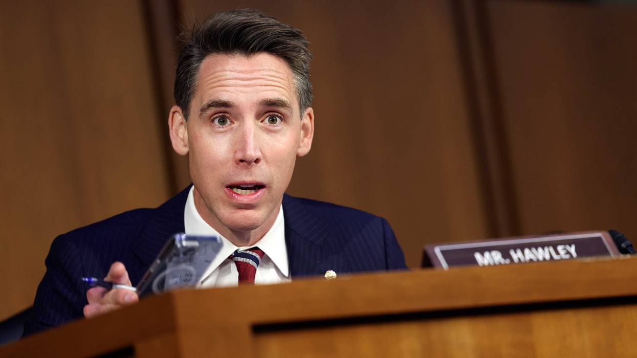 WASHINGTON, DC - SEPTEMBER 13: U.S. Sen. Josh Hawley (R-MO) questions Peiter “Mudge” Zatko, former head of security at Twitter, during Senate Judiciary Committee on data security at Twitter, on Capitol Hill, September 13, 2022 in Washington, DC. Zatko claims that Twitter's widespread security failures pose a security risk to user's privacy and information and could potentially endanger national security.
