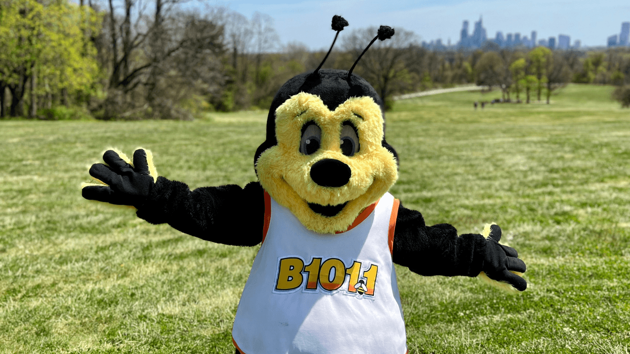 Watch Philly's B101.1 clean up Fairmount Park