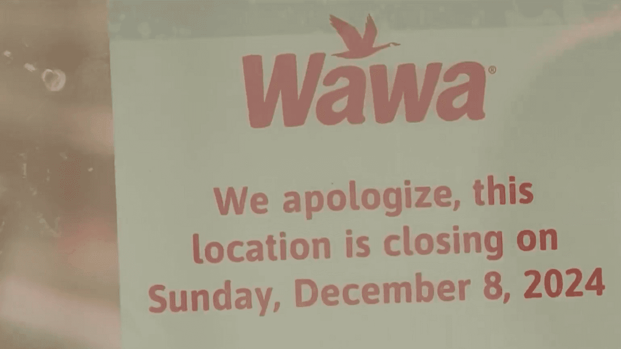 Wawa store closes