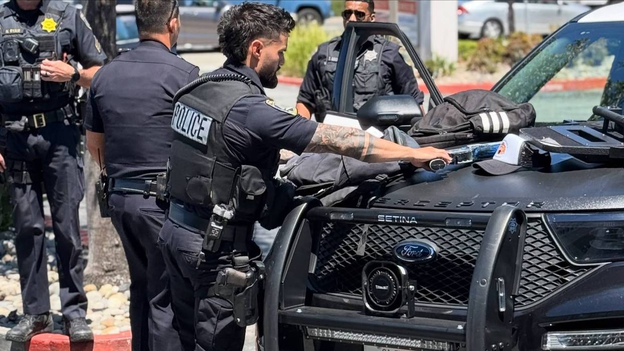 Waymo self-driving car delivers misbehaving teens to San Mateo police