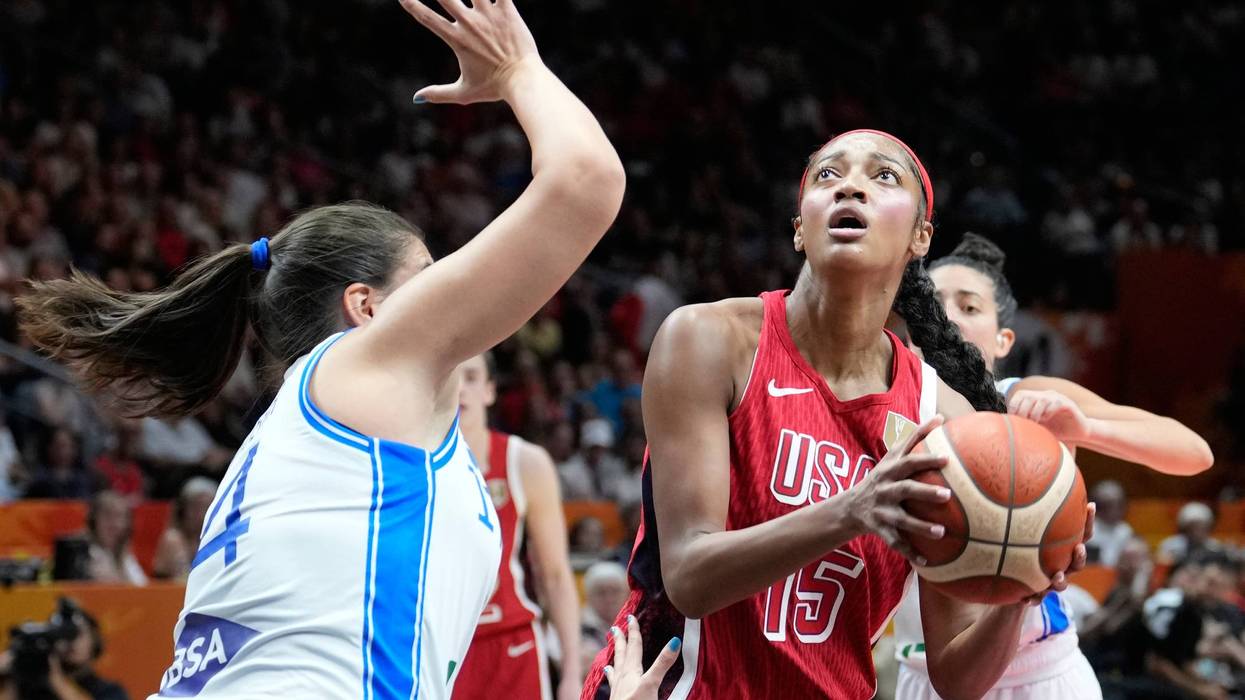 WCup United States Italy Basketball 7123