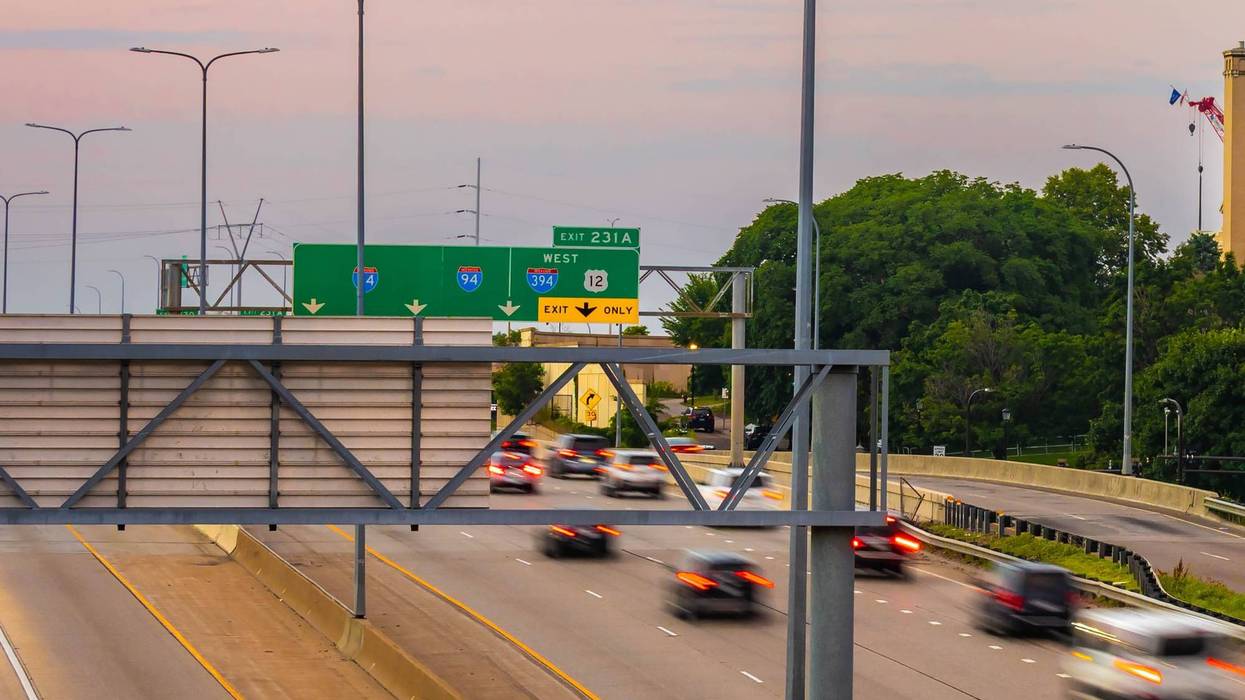 Wednesday, MnDOT reopens westbound 394 lanes and then closes the eastbound lanes